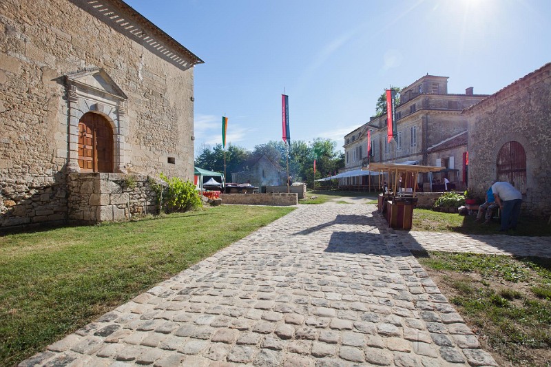 2013-08-18-Castrum-des-Pommiers-177.jpg