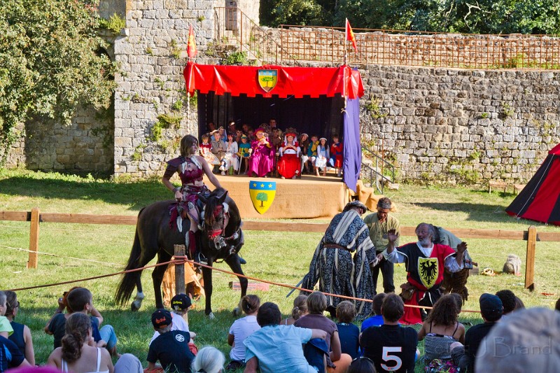 2013-08-18-Castrum-des-Pommiers-320.jpg