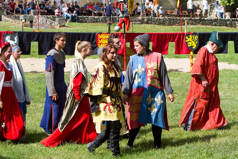 2014-08-16-Festival-Médiéval-au-Castrum-de-Pommyers-075.jpg