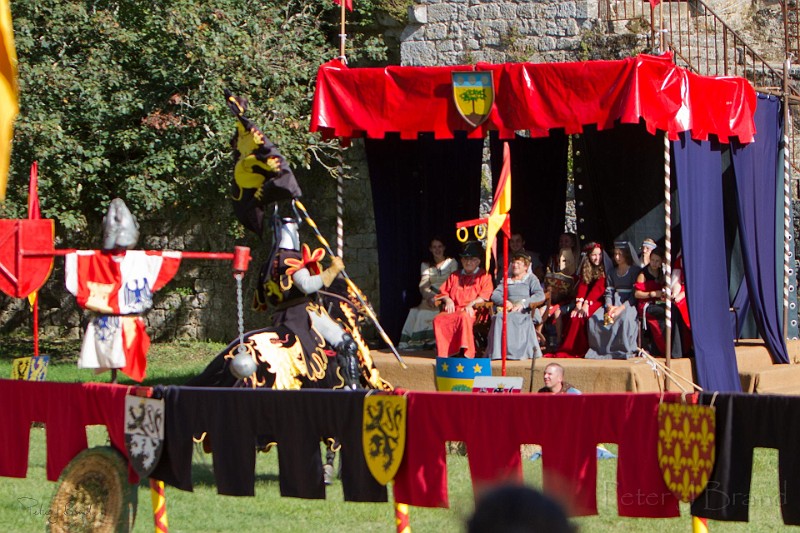 2014-08-16-Festival-Médiéval-au-Castrum-de-Pommyers-157.jpg